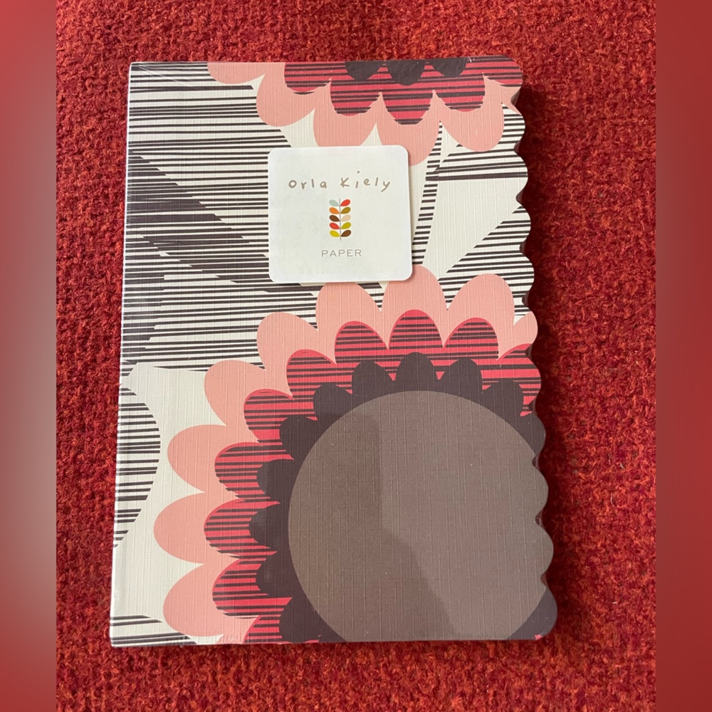 Orla Kiely Sunflower Notebook; 128 ruled pages; A5 size; scalloped edge